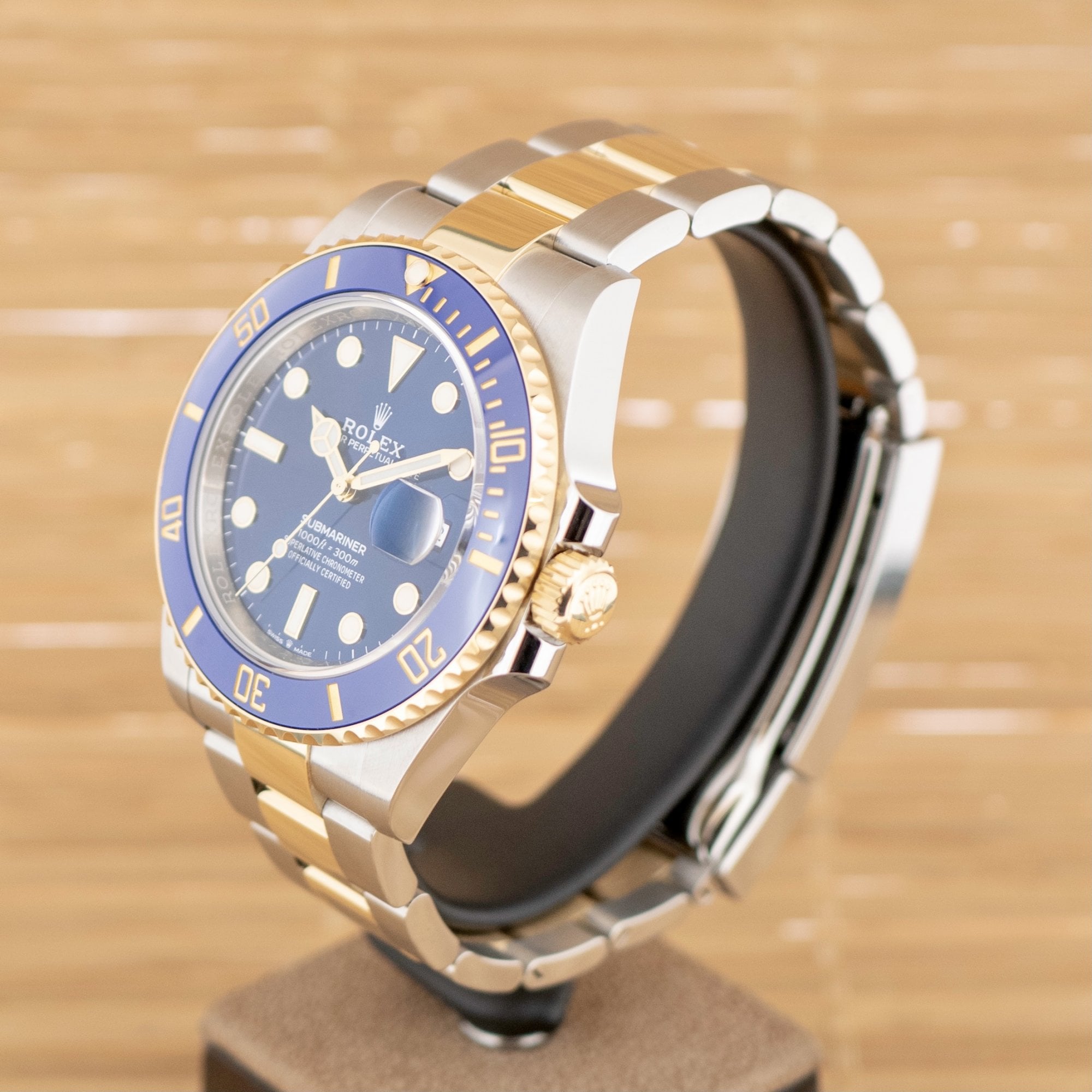 Submariner - Unworn with Box and Papers