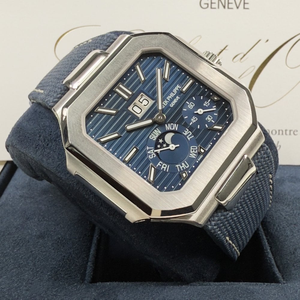 Cubitus Sunburst Blue - Unworn with Box and Papers December 2024 (DM)
