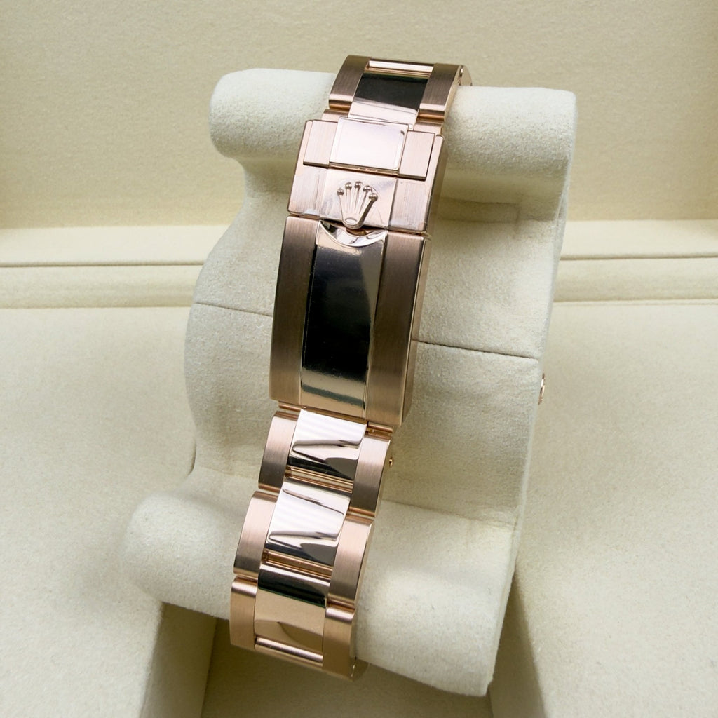 Cosmograph Daytona - Unworn with Box & Papers 2025