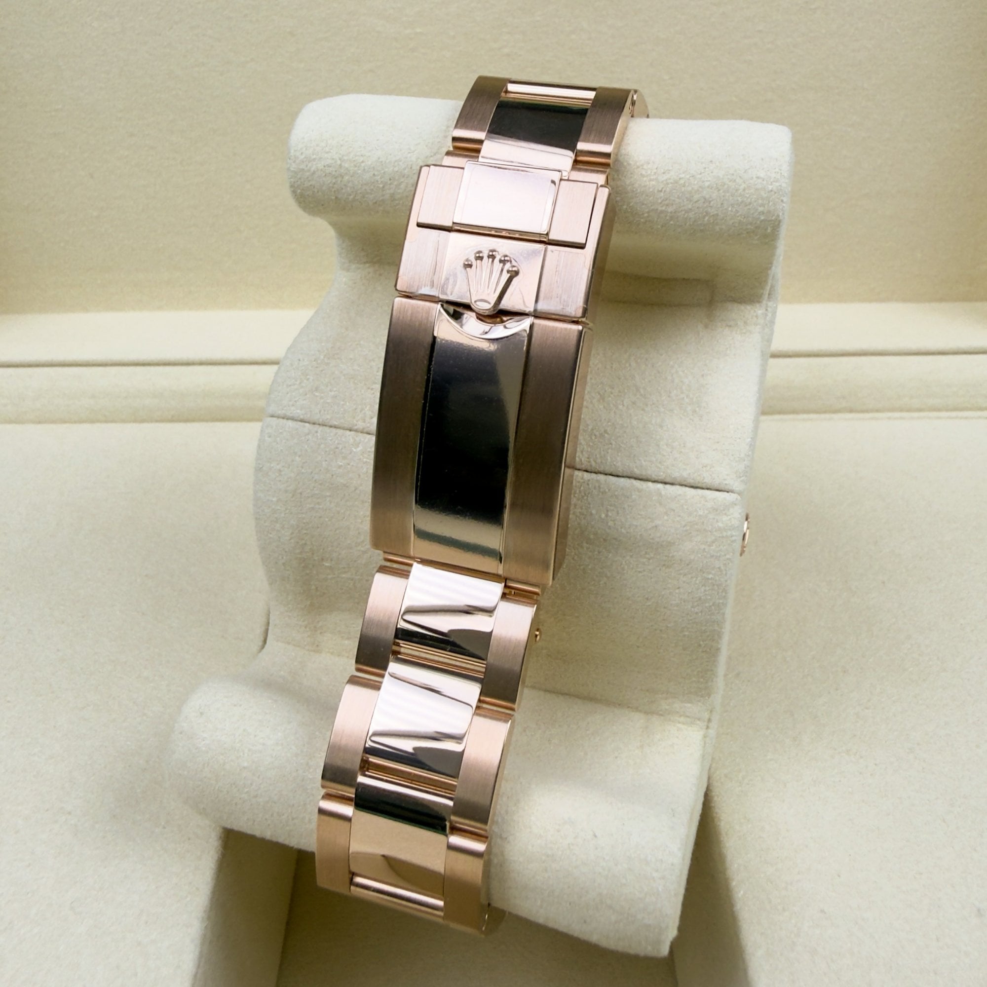 Cosmograph Daytona - Unworn with Box & Papers 2025