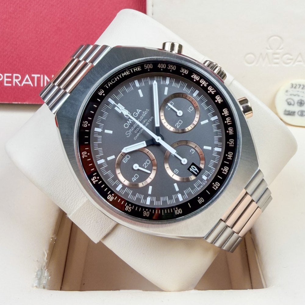 Speedmaster Mark II Chronograph - Box and Papers 2016 (WI1)
