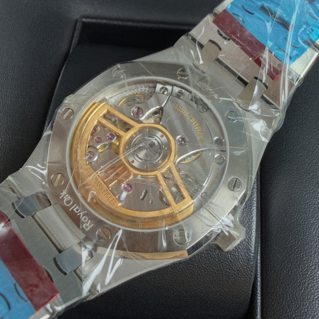 Royal Oak Selfwinding - Unworn and Sealed Box & Papers 2020 (MK)