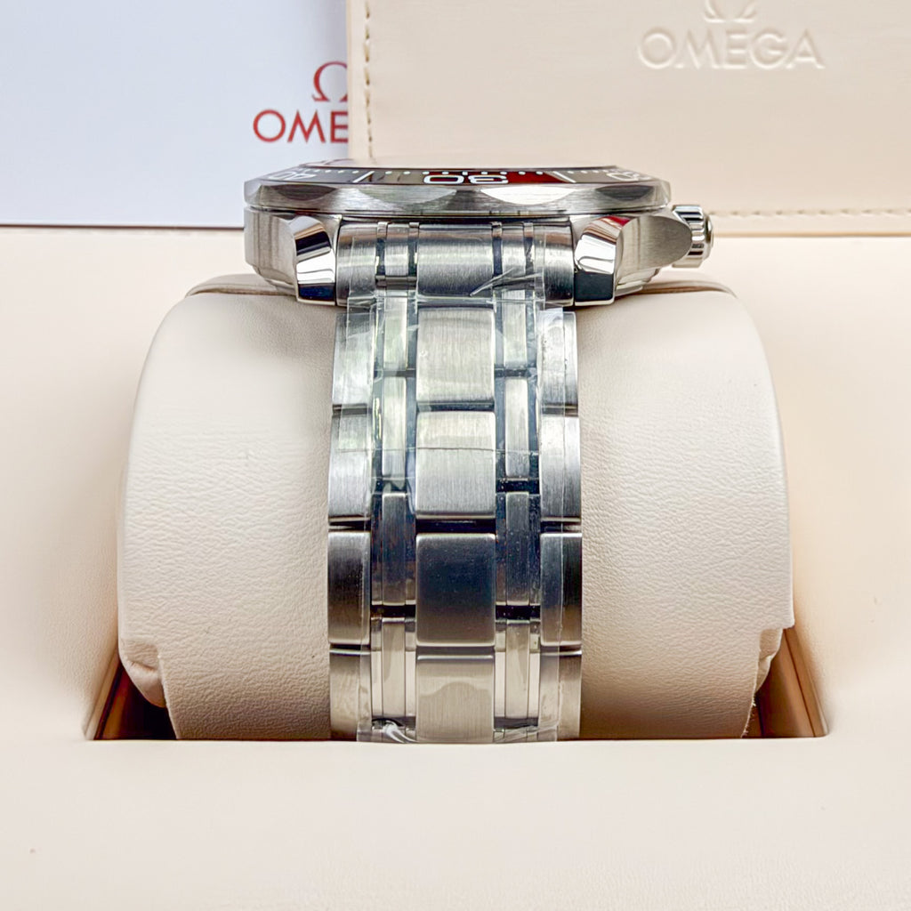 Omega Seamaster Diver Green 42mm - Unworn with Box and Papers 2026