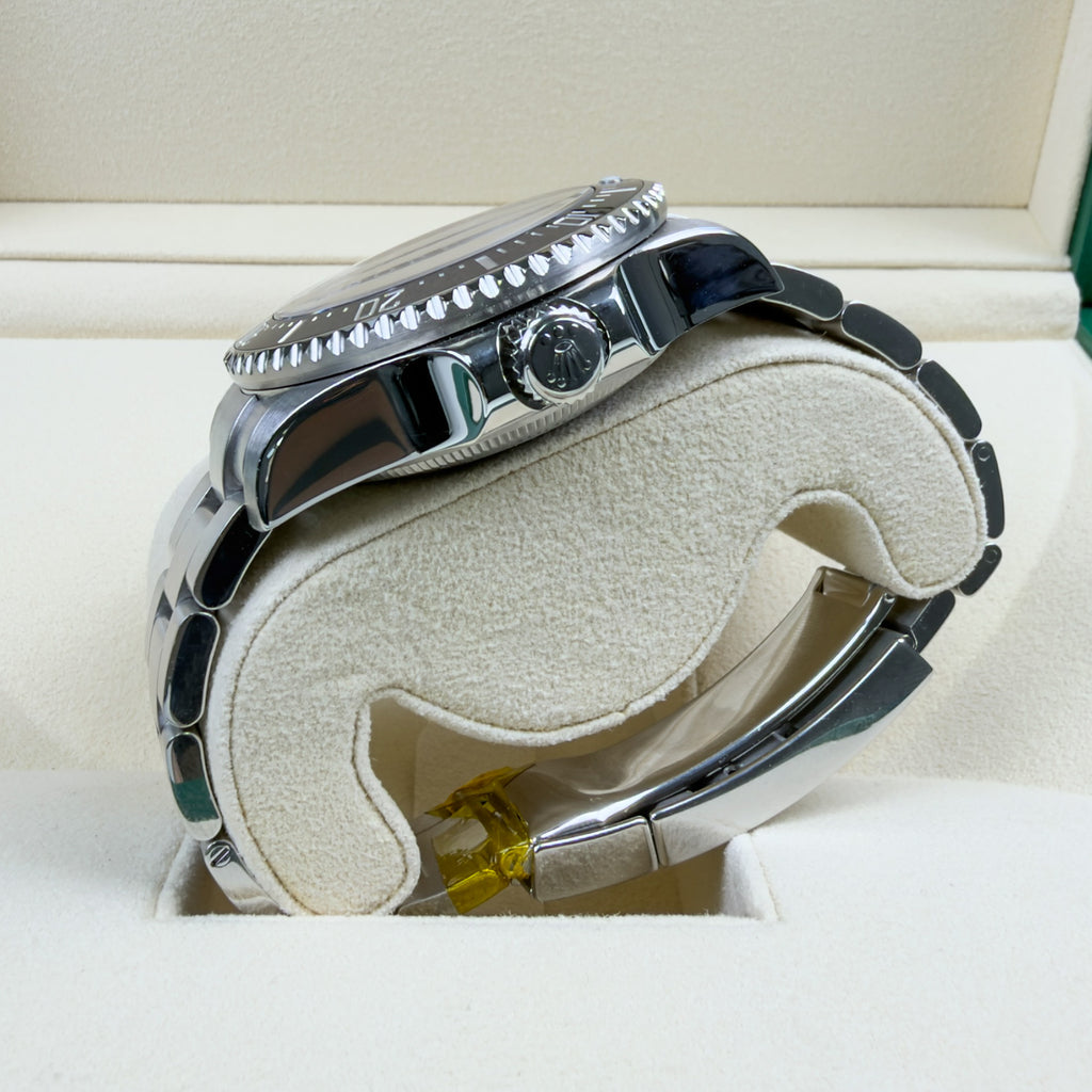 Rolex Sea Dweller Deep Sea D Blue - Box and Papers February 2021