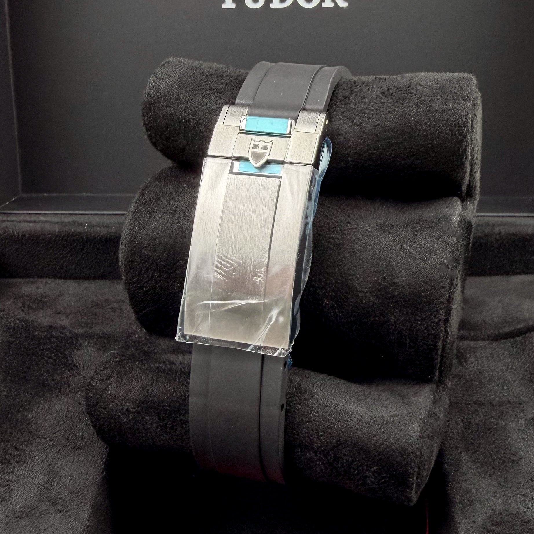 Black Bay 54 Blue Rubber - Unworn with Box and Papers 2026