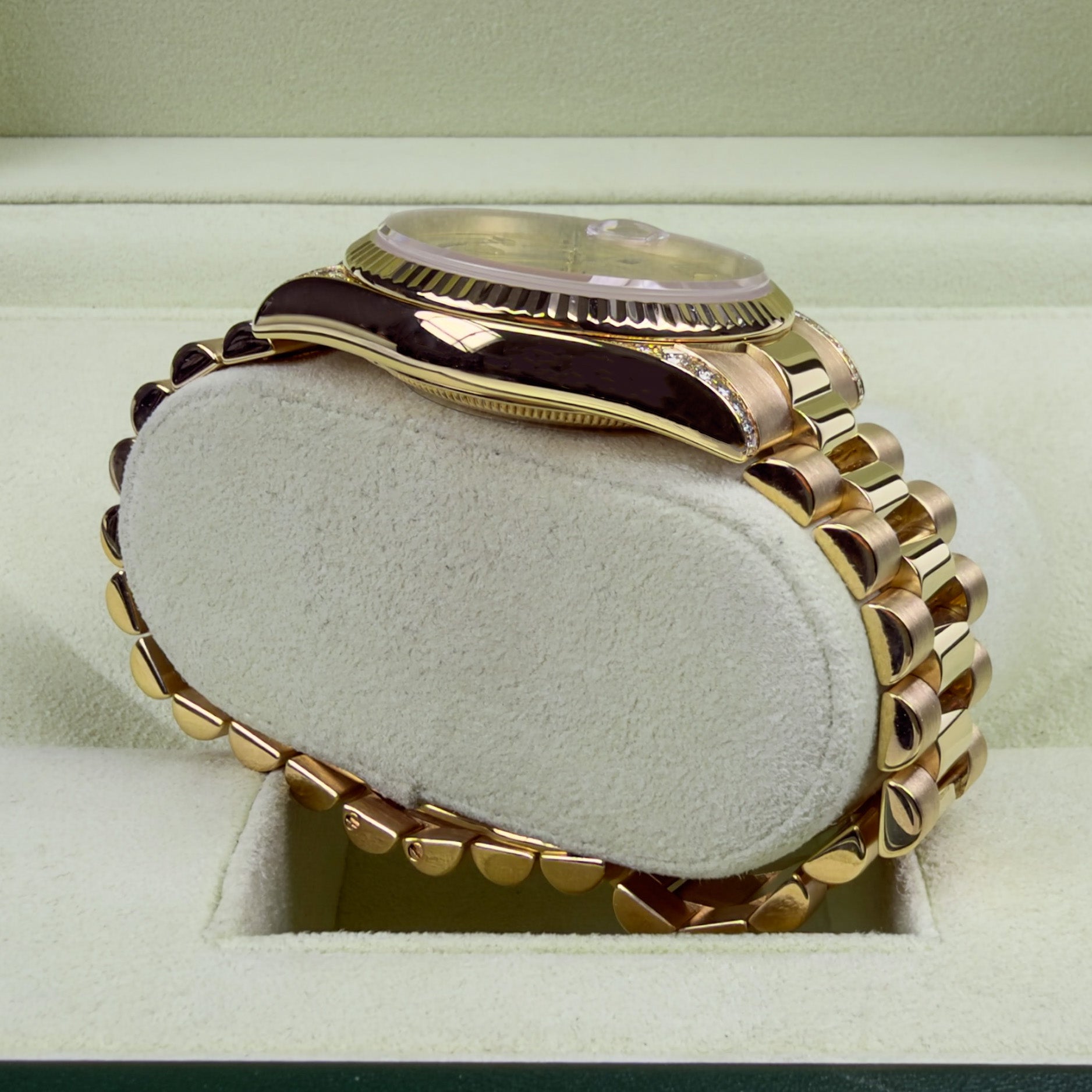 Rolex Day-Date President Diamond - Box and Papers March 2007