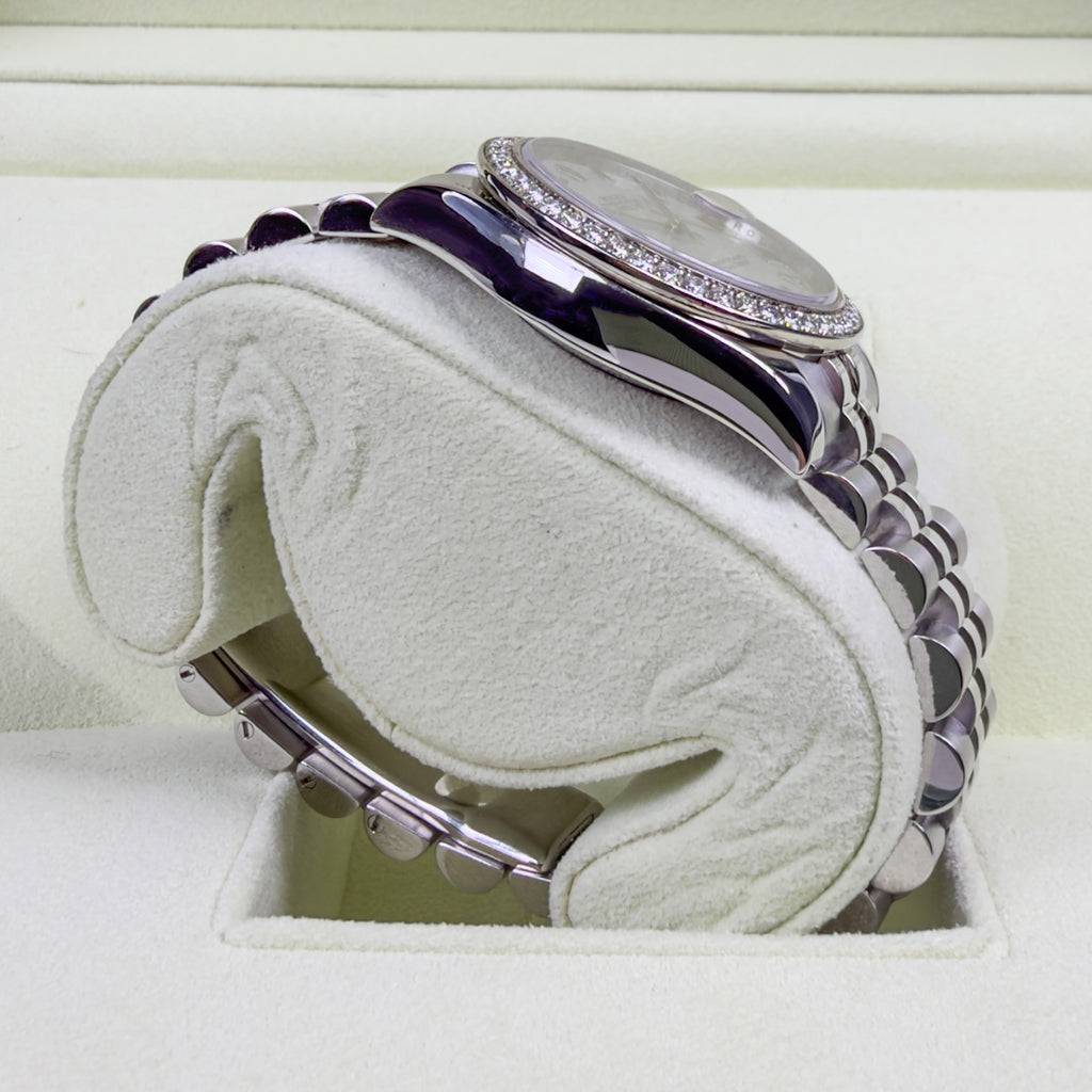 Rolex Datejust Lady 31 Mother Of Pearl Diamond Bezel - Box and Papers